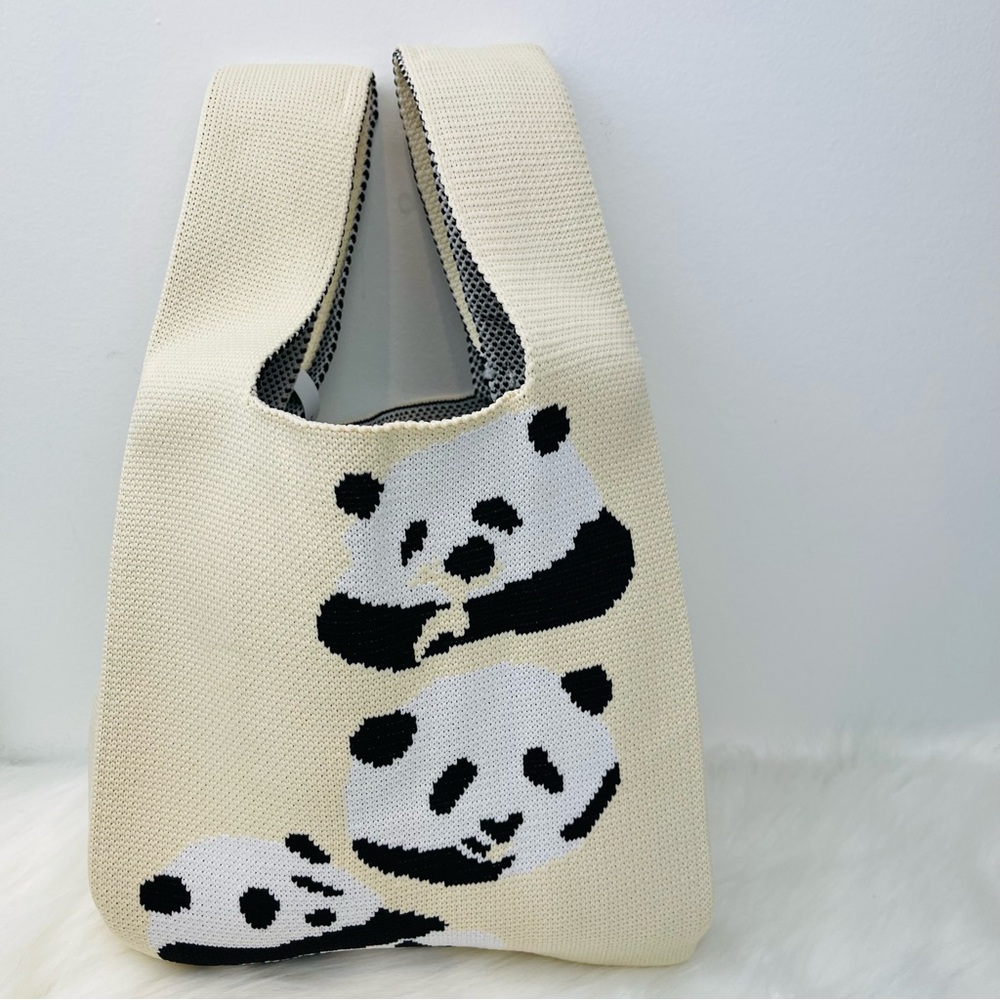 NWT White Cute Panda Compact Stylish Essentials Handheld Bag